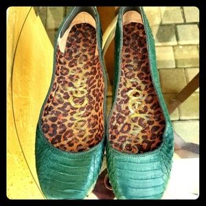 SAM EDELMAN Round Toe Snake Ballet Flats